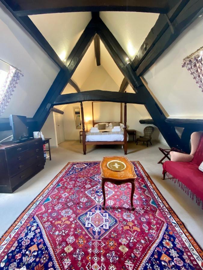 The Golden Pheasant Hotel Бърфорд Екстериор снимка